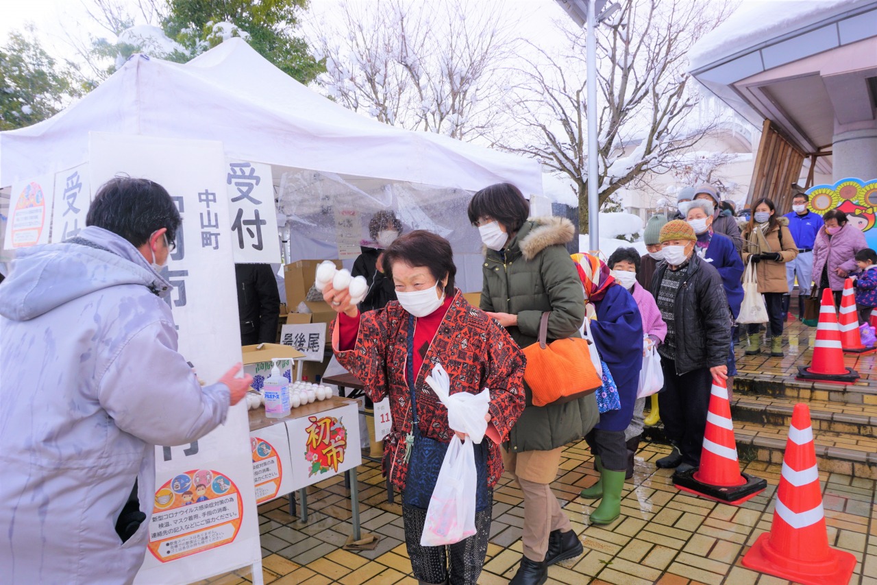 初市卵パックプレゼント
