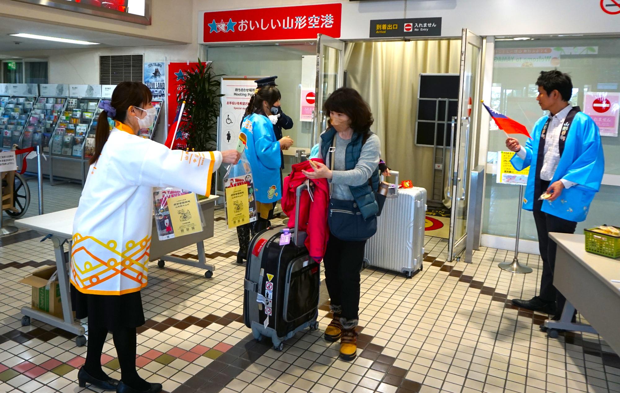 台湾冬季国際定期チャーター便歓迎おもてなし
